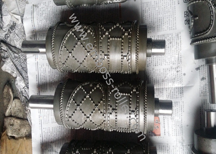 45 ইস্পাত শ্যাফ্ট উপাদান শিল্প দক্ষতা এবং কর্মক্ষমতা জন্য স্টেইনলেস স্টীল এমবসিং সিলিন্ডার
